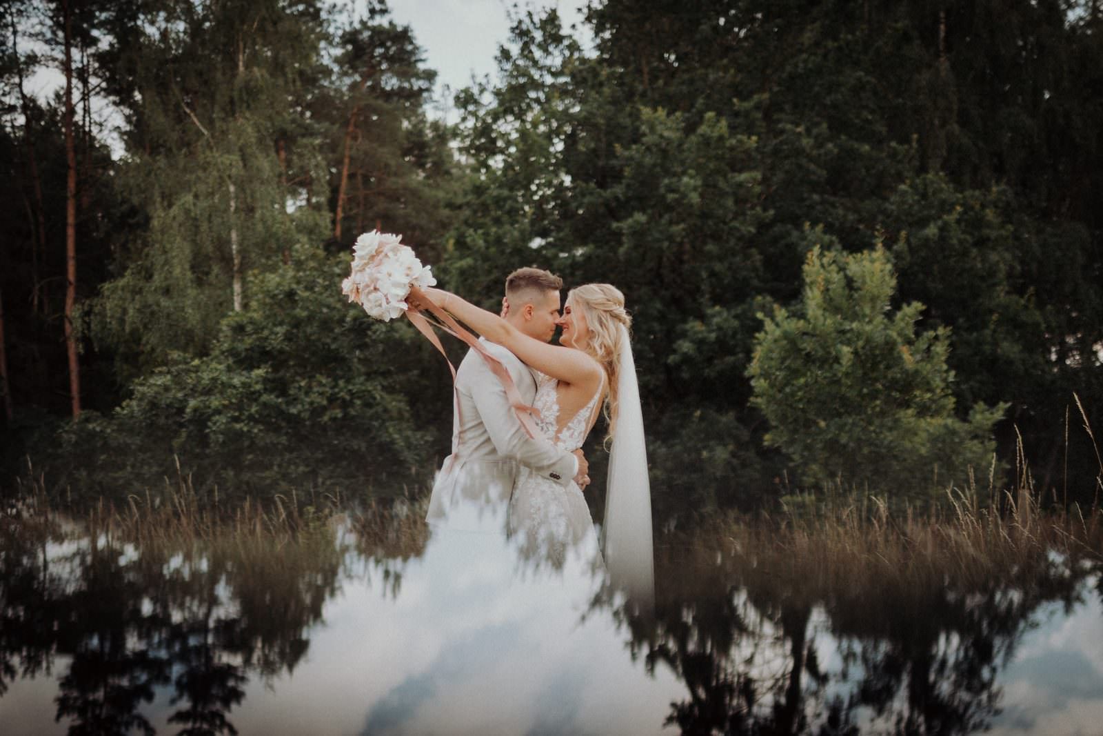 Cyana und Basti am Waldsee, Hotel Waldhof auf Herrenland